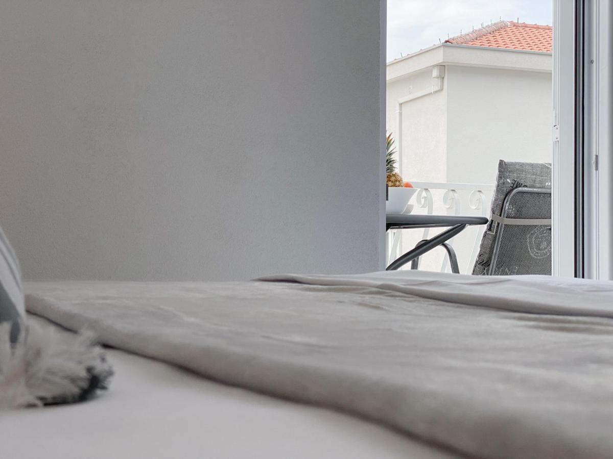 Apartments Paladin Makarska Eksteriør bilde