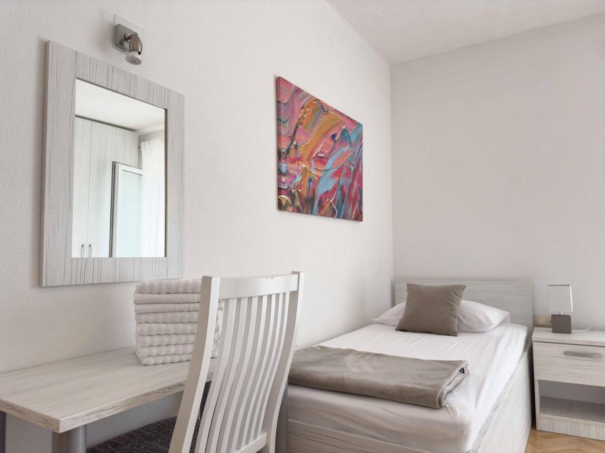 Apartments Paladin Makarska Eksteriør bilde