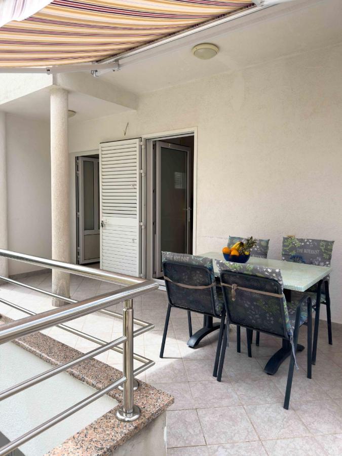 Apartments Paladin Makarska Eksteriør bilde
