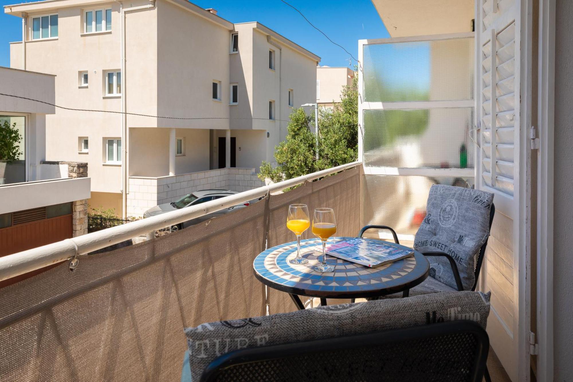 Apartments Paladin Makarska Eksteriør bilde